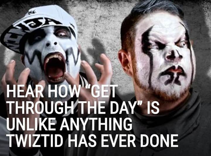 Alternative Pressさんのインスタグラム写真 - (Alternative PressInstagram)「LISTEN: @officialtwiztid know 2020 is hard on all of us and that’s why they are giving us a taste of their new surprise drop LP today, "Get Through The Day"⁠ LINK IN BIO⁠ .⁠ .⁠ .⁠ #twiztid #officialtwiztid #getthroughtheday #altpress #alternativepress」11月24日 3時20分 - altpress