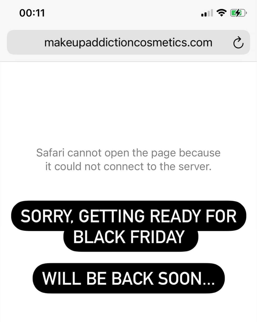 Makeup Addiction Cosmeticsさんのインスタグラム写真 - (Makeup Addiction CosmeticsInstagram)「Don’t be alarmed! Currently getting ready for Black Friday. We will be back soon. Keep your notifications on 🔥 It’s going to be a big one 😱😱😱 Tag your bestie below 📢 #makeupaddictioncosmetics」11月24日 9時16分 - makeupaddictioncosmetics