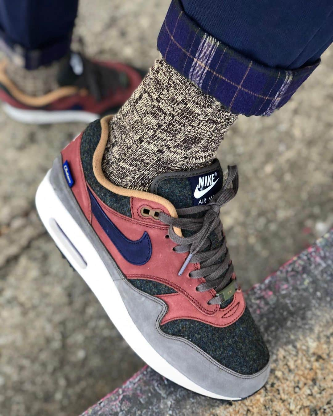 Mr. Tyさんのインスタグラム写真 - (Mr. TyInstagram)「#todayskicks 2018 @pendletonwm Nike Air Max 1 By You. Missing the AM1 Pendleton this year, but it was nice to see the 97 available for the first time.  #am1 #airmax1 #pendleton #everythingairmax #kissmyairs #mynikeids #pendletonwm #nikebyyou #nikeid #tysids #ijustlikeshoes #theshoegame #ids #airmaxalways #airmax #airmasics #mynikeid #ファッション #snkrskickcheck #nikeidcreatives」11月24日 3時56分 - regularolty