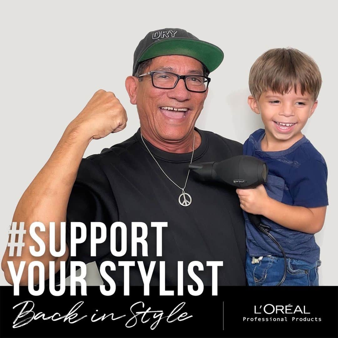 Sam Villaさんのインスタグラム写真 - (Sam VillaInstagram)「Let’s show our strength in #style! The professional #salon community has been hit hard this year, but together we are stronger and can get back in business and Back in Style. Join the Support Your Stylist Facebook Group (link below) to gain access to FREE tools and tutorials to help you navigate during this time. PLUS, join me in sharing these resources with other #stylists and #salonowners by posting your best Back in Style pose and #supportyourstylist!⠀ ⠀ https://www.facebook.com/groups/supportyourstylist」11月24日 5時31分 - samvillahair