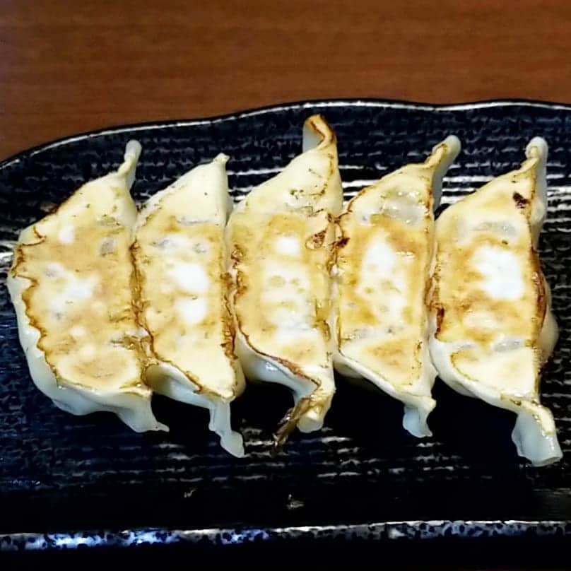 町田星児さんのインスタグラム写真 - (町田星児Instagram)「胡麻味噌つけ麺、やったかな。たしか倍盛りまで無料。餃子がオマケで付いてくる。 #なにわ新風 #ラーメン #つけ麺」11月24日 7時06分 - machidaseiji