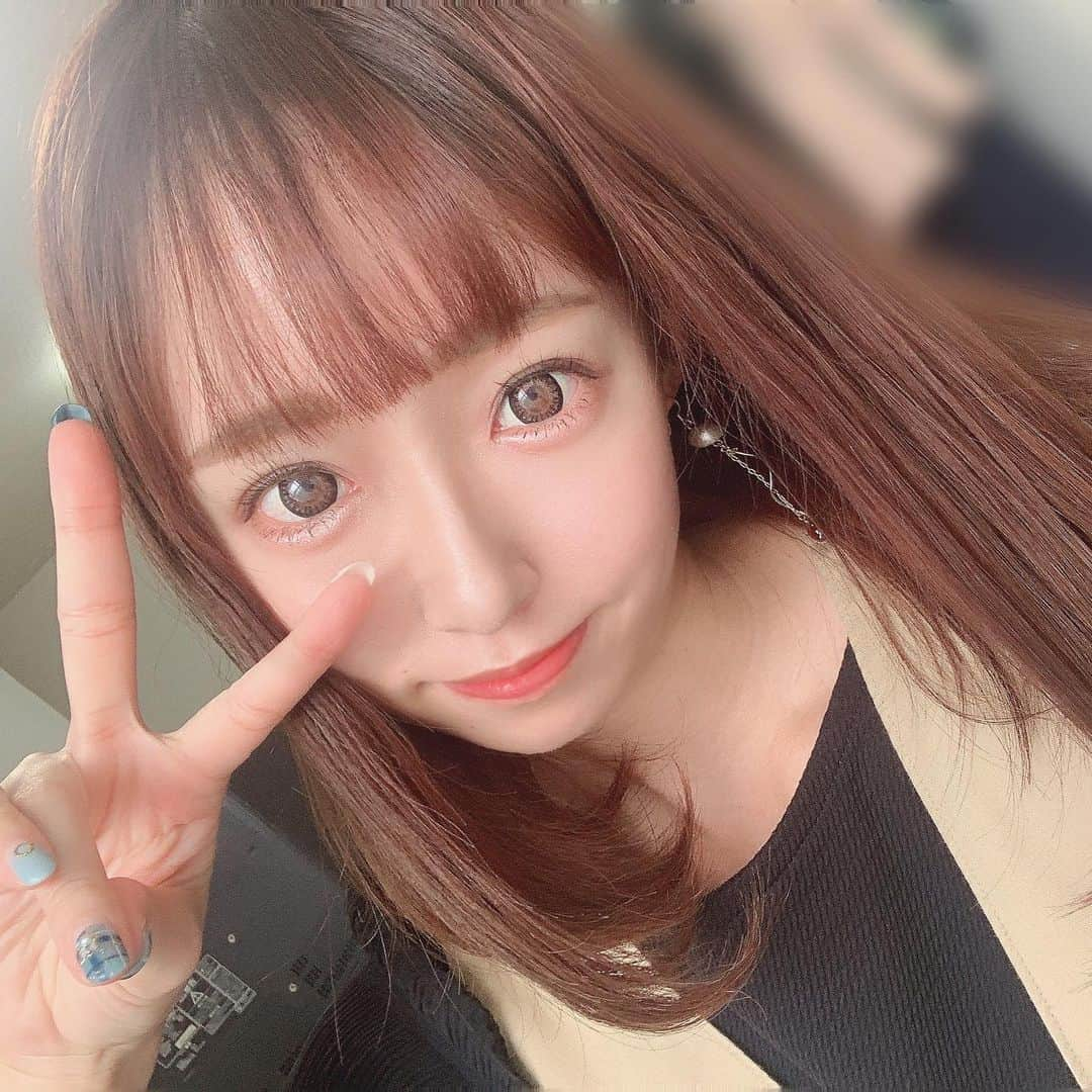 華月咲（さーちゃん）のインスタグラム：「1124 おはさーちゃん\( ･ᴗ･ ) 昨日は大量の炒飯作ったよお💪💪 みんなの好きな食べ物は何かな？？ さて。週明け火曜日も元気いっぱい 張り切ってがんばろ〜〜〜(*ˊᵕˋ*)੭🌈💓 ・ ・ #fashion #ootd #makeup #kawaii #instafashion #outfit #corde #me #follow #followme #instagood #華月咲 #さーちゃん #ポートレート #ポートレート撮影 #ポートレートモデル #ポートレート女子 #ファインダー越しの私の世界 #撮影モデル #ラーメン女子 #被写体モデル #サロンモデル #イベントコンパニオン #レースクイーン #フォロワー募集中 #ファッション #インフルエンサー #お洒落さんと繋がりたい #写真好きな人と繋がりたい」