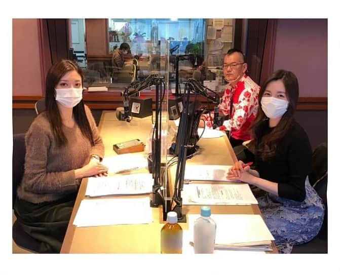 和田奈美佳のインスタグラム：「本日は、FM79.5ゴゴモンズに出演させて頂きました😊沢山のコメントやフォロー👍メッセージを頂き感謝しております☺︎鬼丸さんの切れ味鋭すぎるトークと、麻美さんのテンポ良いお話に魅力され、あっという間の時間でした❣️お声がけ下さった番組の皆様、リスナーの皆様本当に有難う御座いました😊💕 . . . . . #GOGOMONZ #ゴゴモンズ #gogomonz_nack5 #三遊亭鬼丸　さん #高橋麻美　さん #和田奈美佳」