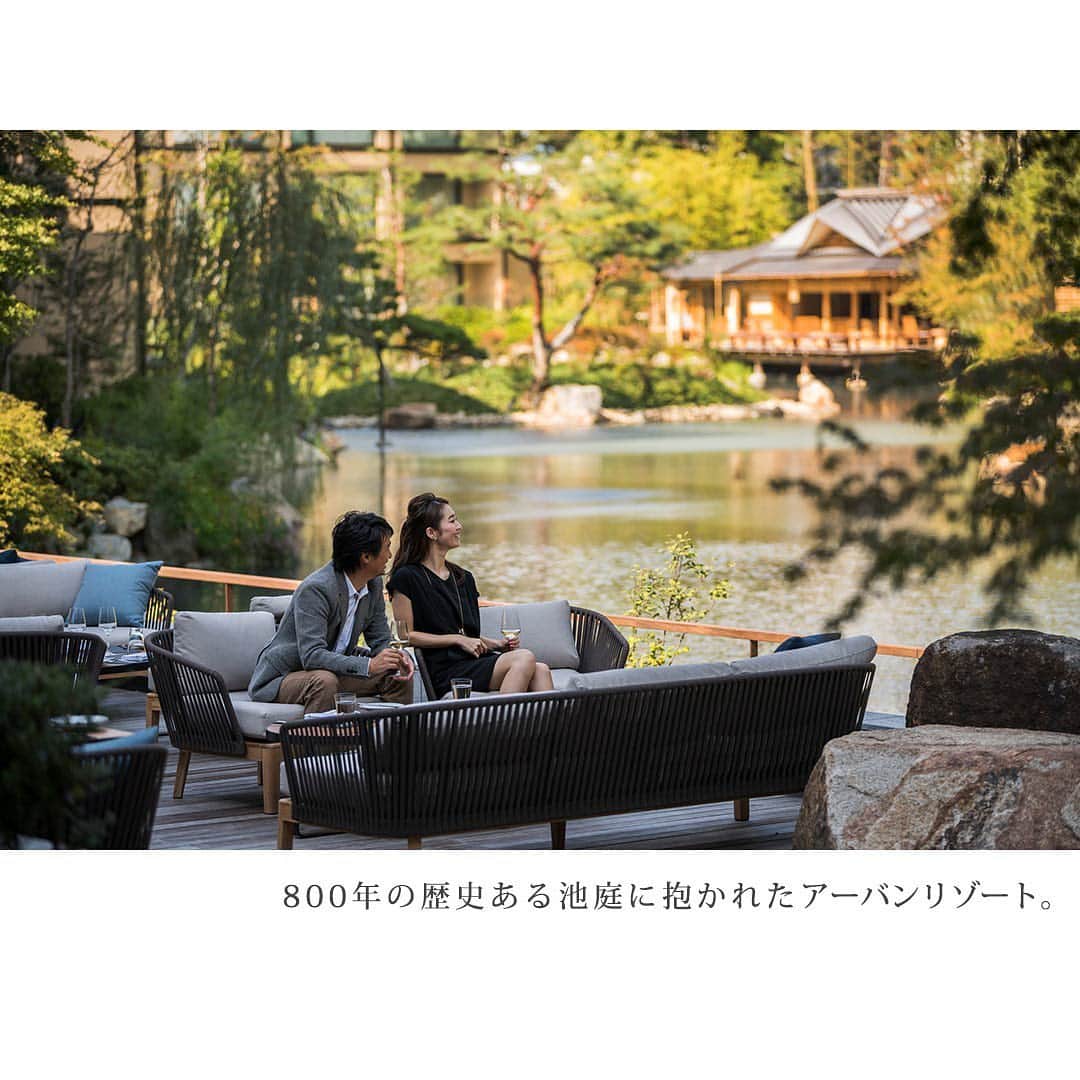 楽天トラベル さんのインスタグラム写真 - (楽天トラベル Instagram)「こんにちは😊 今日は伝統とモダンが響き合う京都のラグジュアリーホテルをご紹介します ーーーーーーーーーーーーーー 🏨 フォーシーズンズホテル京都 📍京都府京都市東山区 ーーーーーーーーーーーーーー 寺社仏閣が立ち並ぶ東山に位置し、800年の歴史ある池庭に抱かれたアーバンリゾート。 50平米以上のゆとりある客室やレストランのテラス席から楽しむ庭園の自然美、充実したウェルネス施設、庭園内茶室での本格茶道体験など、フォーシーズンズでしか味わえないとっておきの京都滞在をお愉しみいただけます。 ーーーーーーーーーーーーーー ◆京都府京都市東山区妙法院前側町445-3 ◆京都駅より車で約7分 ◆総部屋数 180室  ーーーーーーーーーーーーーー こちらのタグで素敵な宿の情報発信中💓 エリア別にチェックしてみてね🔎 #楽天トラベルの宿_関西 ーーーーーーーーーーーーーー  #楽天トラベル #旅行好きな人と繋がりたい #旅行 #国内旅行 #旅行好き #旅行好きと繋がりたい #travel #trip #japan #大人の休日 #贅沢な時間 #記念日旅行 #ホテル #ホテル好き #ホテル巡り #高級ホテル #京都ホテル #京都 #京都旅行 #フォーシーズンズ #フォーシーズンズホテル京都」11月24日 17時32分 - rakutentravel
