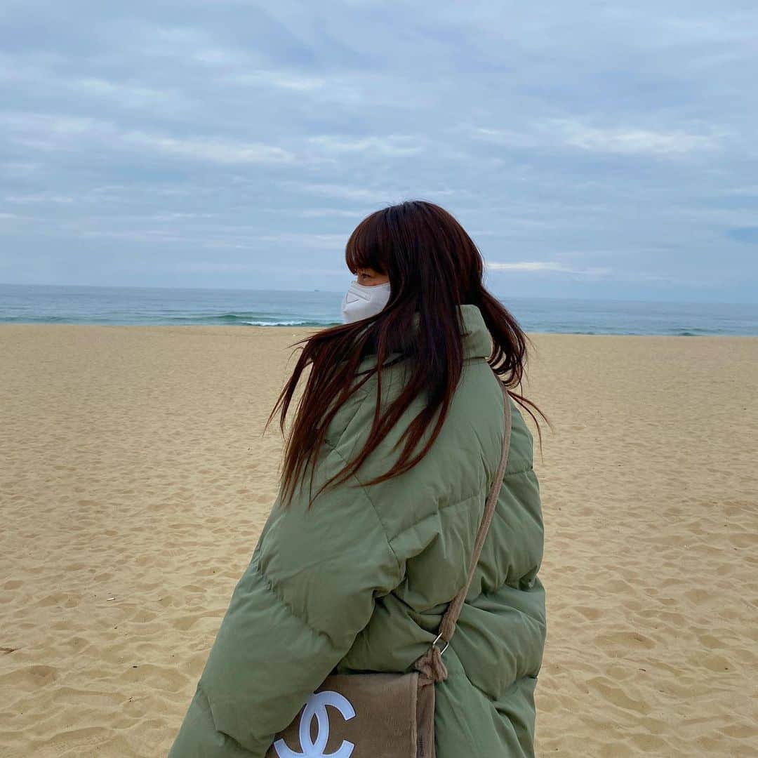 ジュヨン さんのインスタグラム写真 - (ジュヨン Instagram)「💛🤍🖤💚」11月24日 17時41分 - jupppal