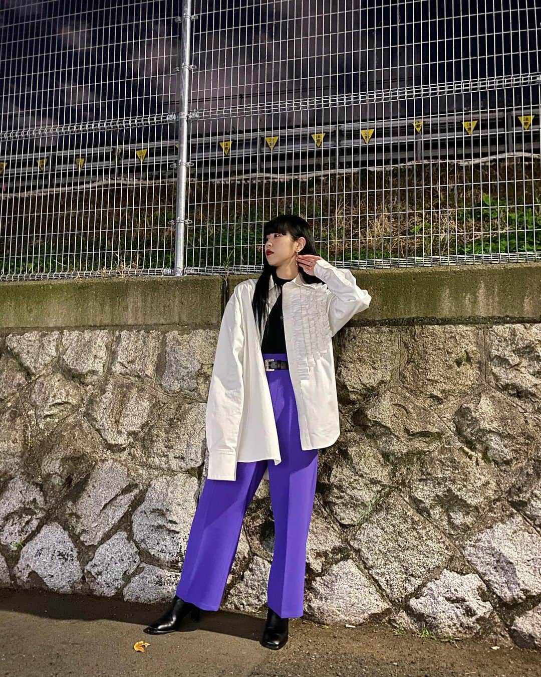 中川紗良（おさら）のインスタグラム：「12/23﻿ リビドアお疲れ様でした！！﻿ ﻿ ﻿ ﻿ ﻿ ﻿ 2年前に作った曲歌ったから凄く緊張したけど﻿ 楽しく自分なりに歌えました🥳﻿ ﻿ ﻿ ﻿ 次回は12/24クリスマスライブお楽しみに〜🎄﻿ ﻿ ﻿ ﻿ ﻿ ﻿ 衣装は初めてオーダーしたTENDER PERSONさんの！左右非対称なとこがツボ😍﻿ ﻿ ﻿ ﻿」