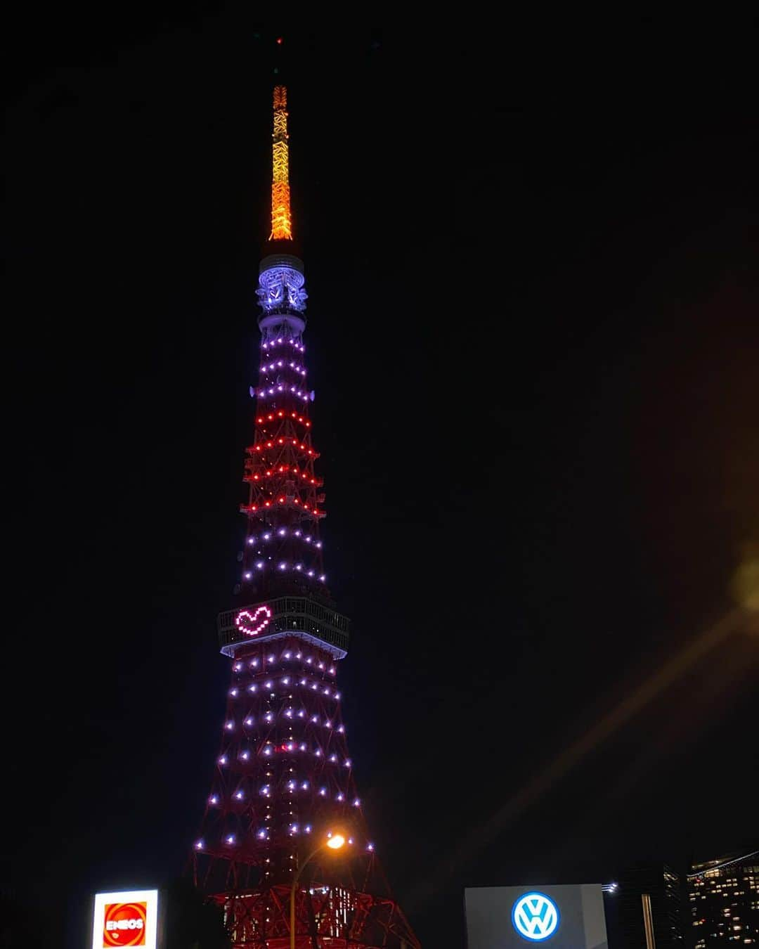 黒澤まさ美さんのインスタグラム写真 - (黒澤まさ美Instagram)「. #いい夫婦の日 っぽい#東京タワー 🗼 . #tokyotower  . #tokyotower🗼  #view #night #nightphotography  #illumination #tokyo  #heart #東京タワー🗼  #東京タワー夜景  #ハート #夜景 #夜景が綺麗」11月24日 18時05分 - masami_kurosawa