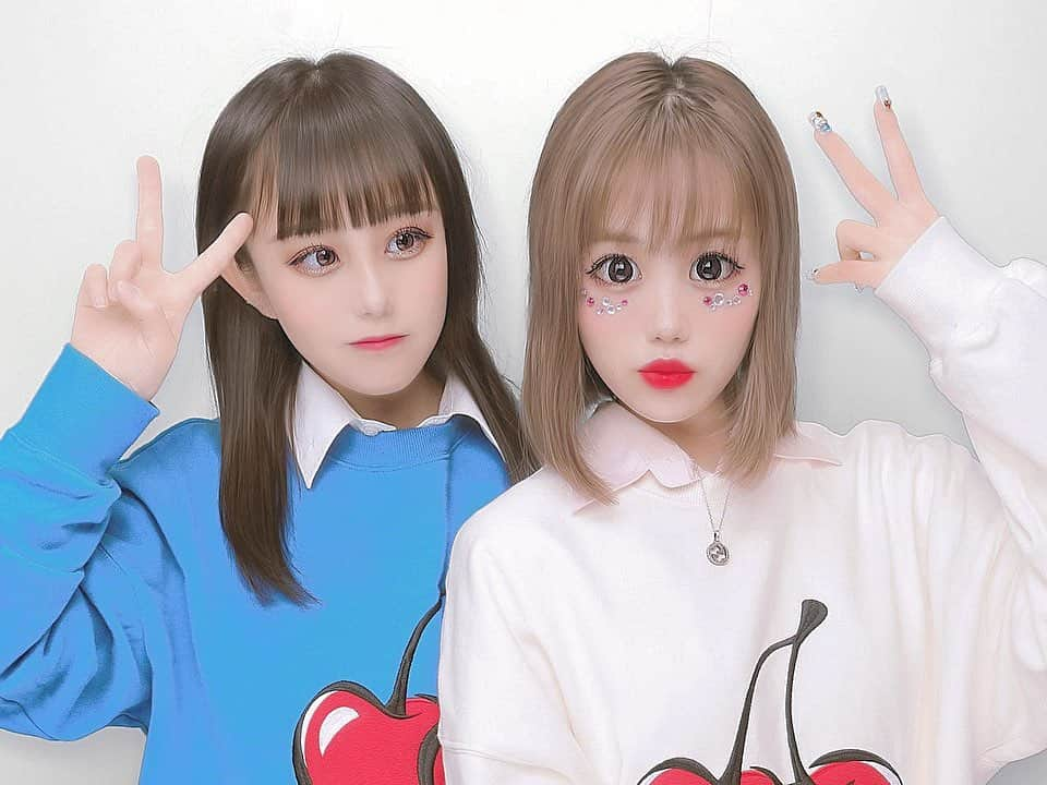 あいなんのインスタグラム：「みらん🍒💙🤍」