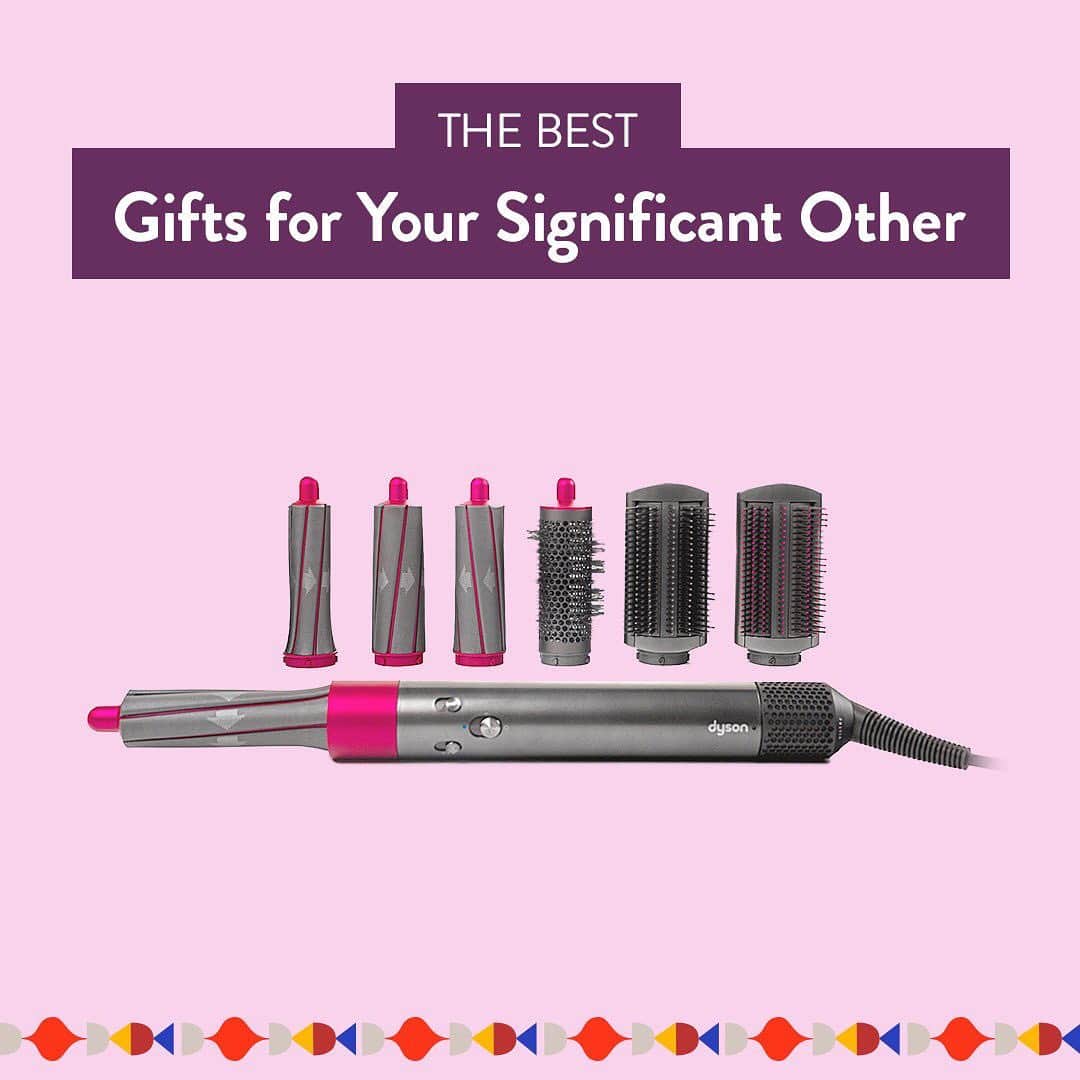 Nordstromさんのインスタグラム写真 - (NordstromInstagram)「One of the most important (and often hardest-to-pick!) gifts you'll buy is for your significant other. Swipe for our top suggestions to surprise your better half with, from beauty and grooming to tech gadgets and more. Shop the best gifts for everyone on your list at the link in bio. #MakeMerry #stayNspired」11月24日 10時00分 - nordstrom