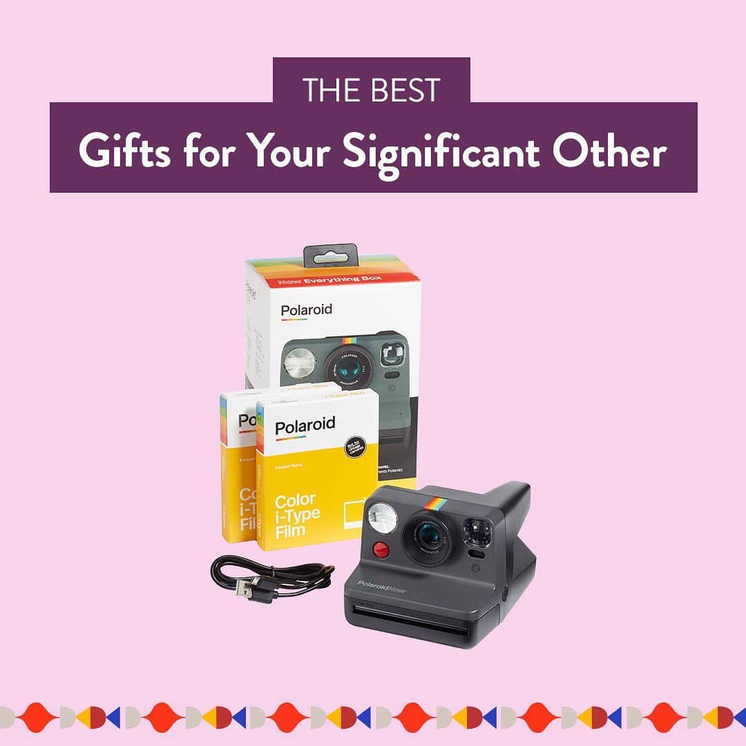 Nordstromさんのインスタグラム写真 - (NordstromInstagram)「One of the most important (and often hardest-to-pick!) gifts you'll buy is for your significant other. Swipe for our top suggestions to surprise your better half with, from beauty and grooming to tech gadgets and more. Shop the best gifts for everyone on your list at the link in bio. #MakeMerry #stayNspired」11月24日 10時00分 - nordstrom