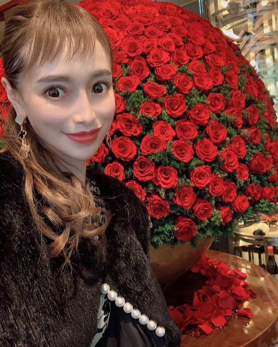 SEIRAさんのインスタグラム写真 - (SEIRAInstagram)「🌹🌹🌹🌹🌹🌹」11月24日 10時53分 - official.seira