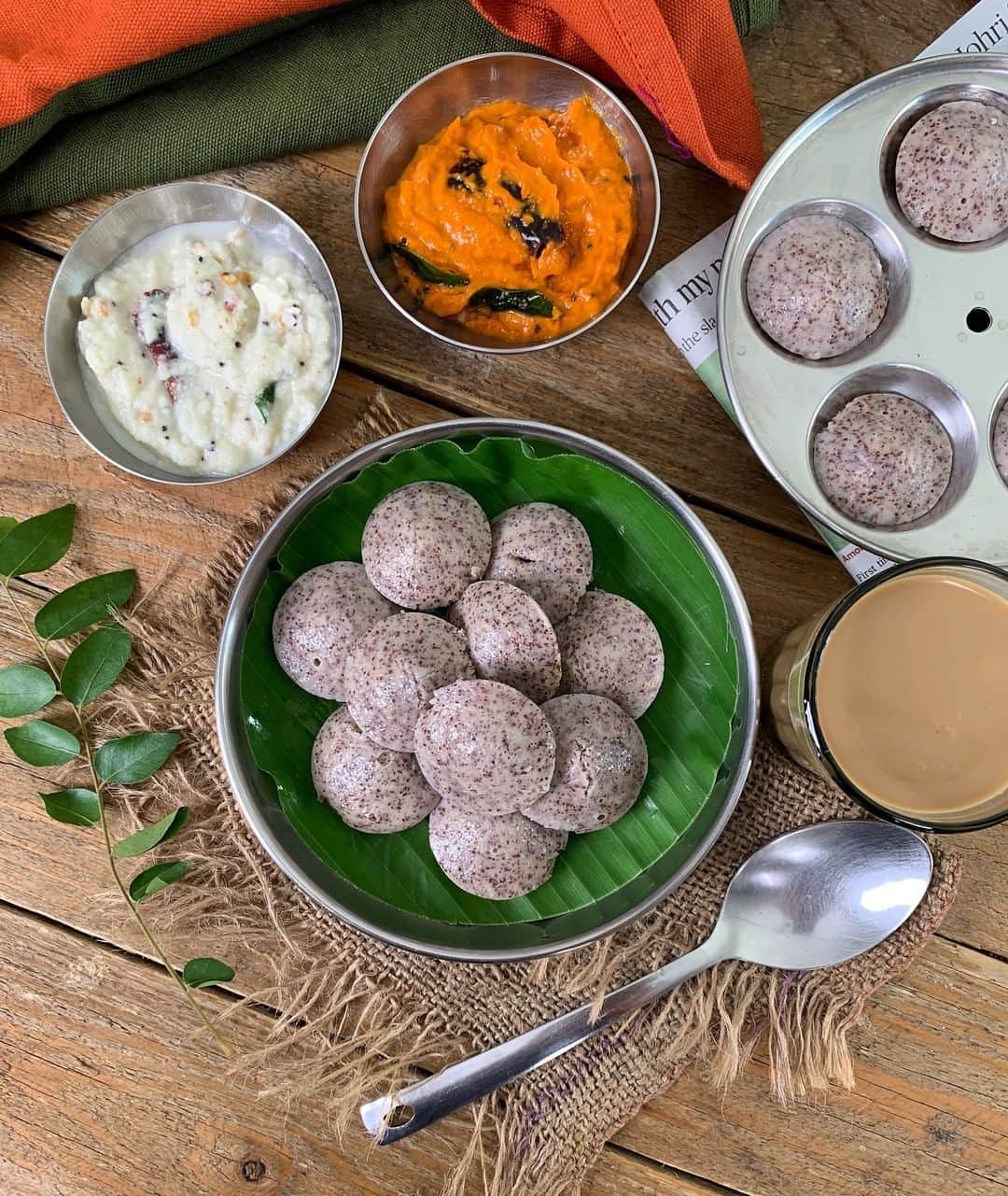 Archana's Kitchenさんのインスタグラム写真 - (Archana's KitchenInstagram)「Try this wholesome and high protein idli that is made from fresh Ragi Idli Dosa Batter. The ragi idli comes out soft and makes a great high protein and a diabetic friendly breakfast. Serve it along with Coconut Chutney, or Red Capsicum Chutney and a cup of fresh filter coffee. Get the recipe from the smart.bio link in my profile @archanaskitchen . . . . . #recipes #easyrecipes #breakfast #Indianbreakfast #archanaskitchen #healthylifestyle #eating #highprotein #breakfastclub #cheesetoast #cheesechilli #Cheesechillitoast #homemadefood #eatfit #cooking #food #healthyrecipes #foodphotography #recipeoftheday #comfortfood #deliciousfood #delicious #instayum #food」11月24日 11時28分 - archanaskitchen