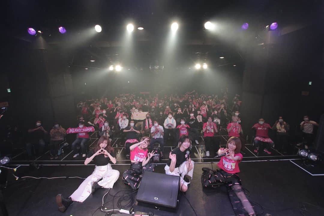 SILENT SIRENさんのインスタグラム写真 - (SILENT SIRENInstagram)「【mix10thツアー】 2020.11.23 仙台Rensa  ありがとうございました❗️  #SILENTSIREN #サイサイ #ゆかるん #すぅ #ひなんちゅ #あいにゃん #サイファミ  #mix10th #サイサイ10周年 #サイサイ10歳祭」11月24日 11時31分 - silentsiren_official