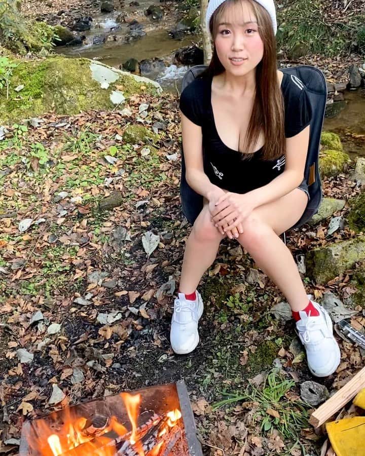CYBERJAPAN Staffのインスタグラム：「公式YouTube @cjd_haruka と、道志の森でのキャンプ⛺️での焚き火🔥をひたすら鑑賞する作業用、睡眠導入動画是非見て下さい！ プロフィールから、YouTubeチャンネルにJUMP！  https://youtu.be/ZAok_baDoOk  #cyberjapan #サイバージャパン #キャンプ　#焚き火 #キャンプファイヤー #camp  #camping #bonfire #youtube」