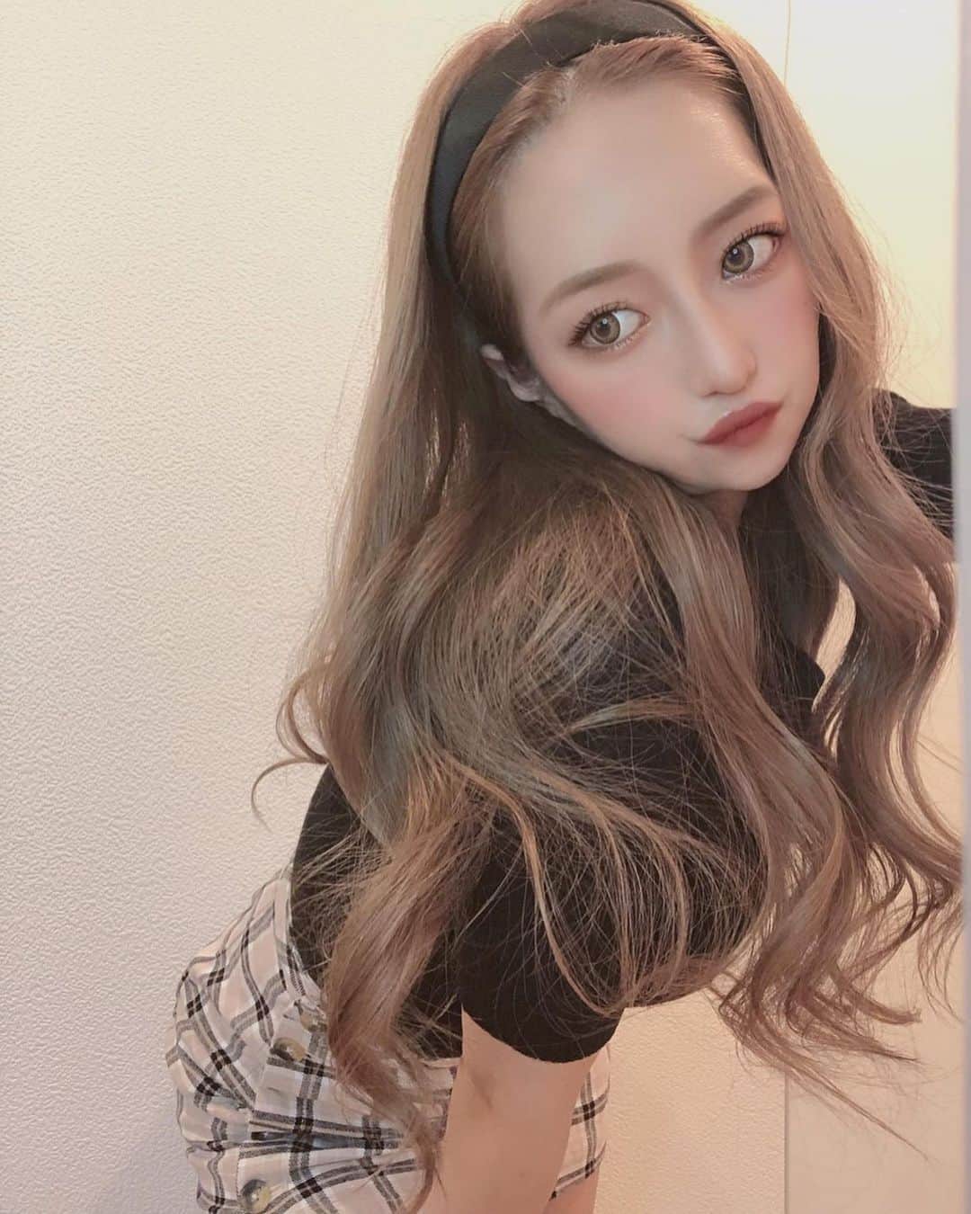 美女JAPANのインスタグラム：「どうも美女JAPANです！✨ ＊ ＊ 今回ご紹介するのはこの方‼️ ＊ ＊ 加藤愛莉さん！@airi0413_k ＊ ＊ とっても綺麗！🙈💕 こんな綺麗な人滅多にいない！💕 ＊ ＊ 加藤愛莉ちゃんさんのアカウントには他にも素敵な投稿がたくさんあります！✨ ＊ ＊ 皆さんも是非チェックしてみてね🧸 ＊ ＊ 明日の投稿もお楽しみに！！ ＊ ちなみにあなたはどんな人がタイプですか？ コメントお待ちしております💕  ＊ ＊  #色気 #可愛い #綺麗 #かわいい #写真集 #モデル #美肌 #笑顔 #スタイル抜群 #可愛い #可愛すぎ #会いたい #天使 #美女 #美人 #美しい #清楚 #スタイル #色白 #スタイル抜群 #美脚 #素敵 #カワイイ #応援」