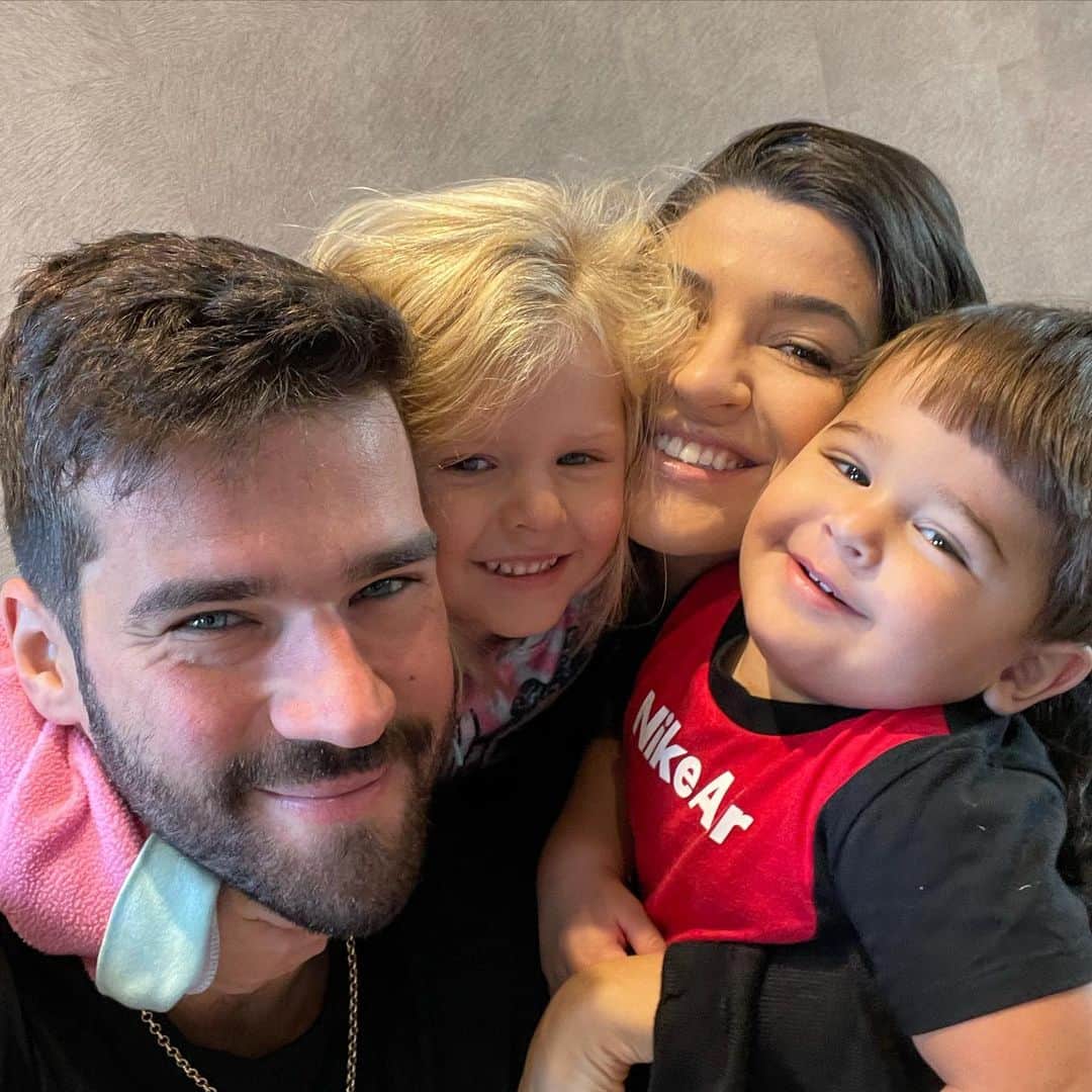 のインスタグラム：「Meus amores! ❤️🥰」