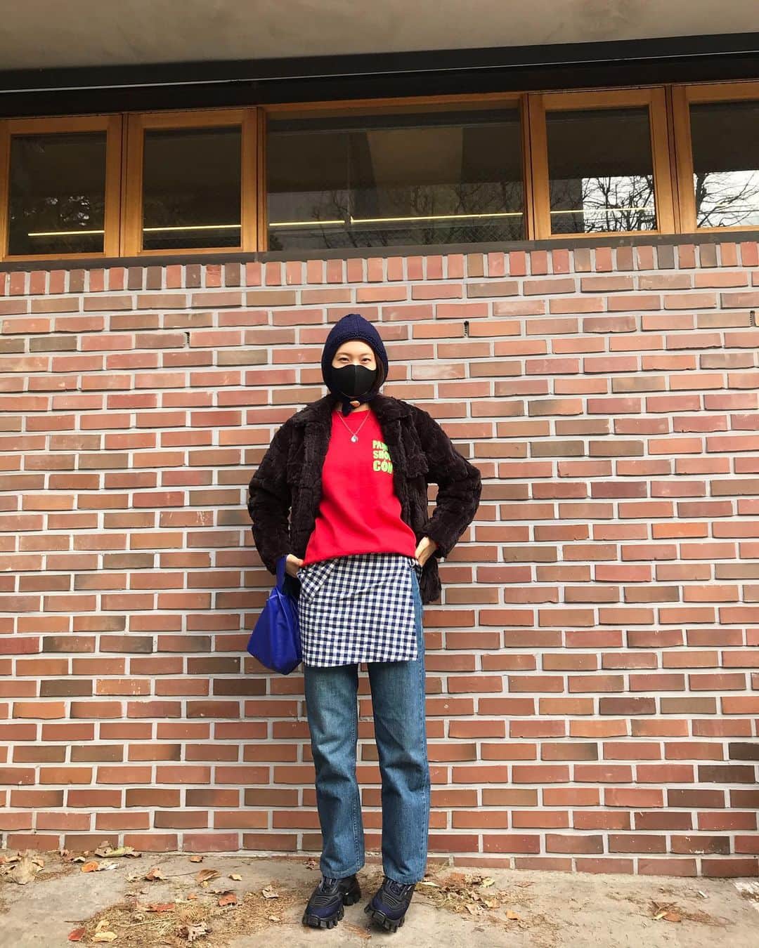 キム・ジンギョンさんのインスタグラム写真 - (キム・ジンギョンInstagram)「감기조씸하세요~😷🤧」11月24日 13時30分 - jinkyung3_3