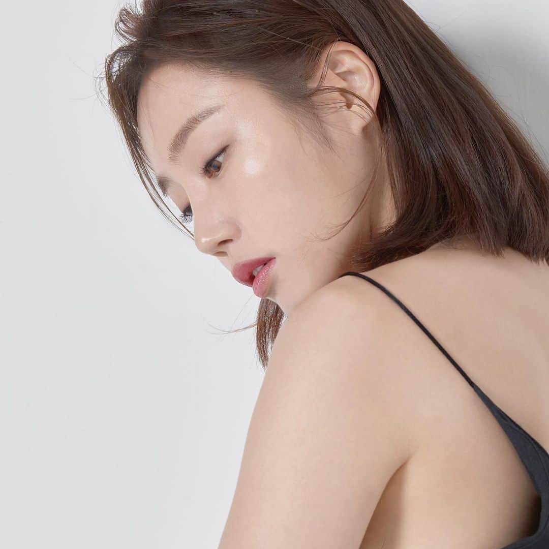 ソ・ウナさんのインスタグラム写真 - (ソ・ウナInstagram)「@dellavie_official #dellvie」11月24日 13時32分 - eunah_willbeloved