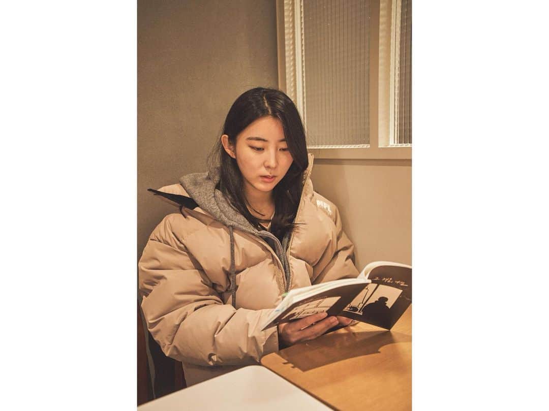 ソヒョン さんのインスタグラム写真 - (ソヒョン Instagram)「영화 그겨울,나는  올 겨울 나는 이 작품과😍  #그겨울_나는  📷photo by _ @photo___moon」11月24日 14時29分 - kkwonsso_94