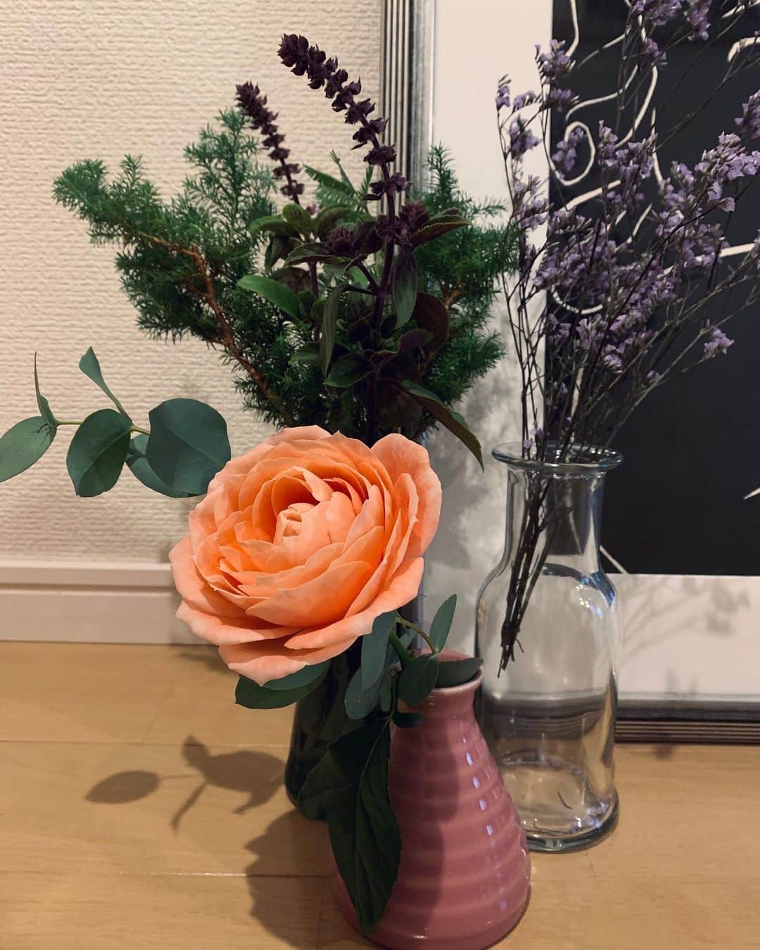 のインスタグラム：「_  最近のお花事情💐  #花のある暮らし」
