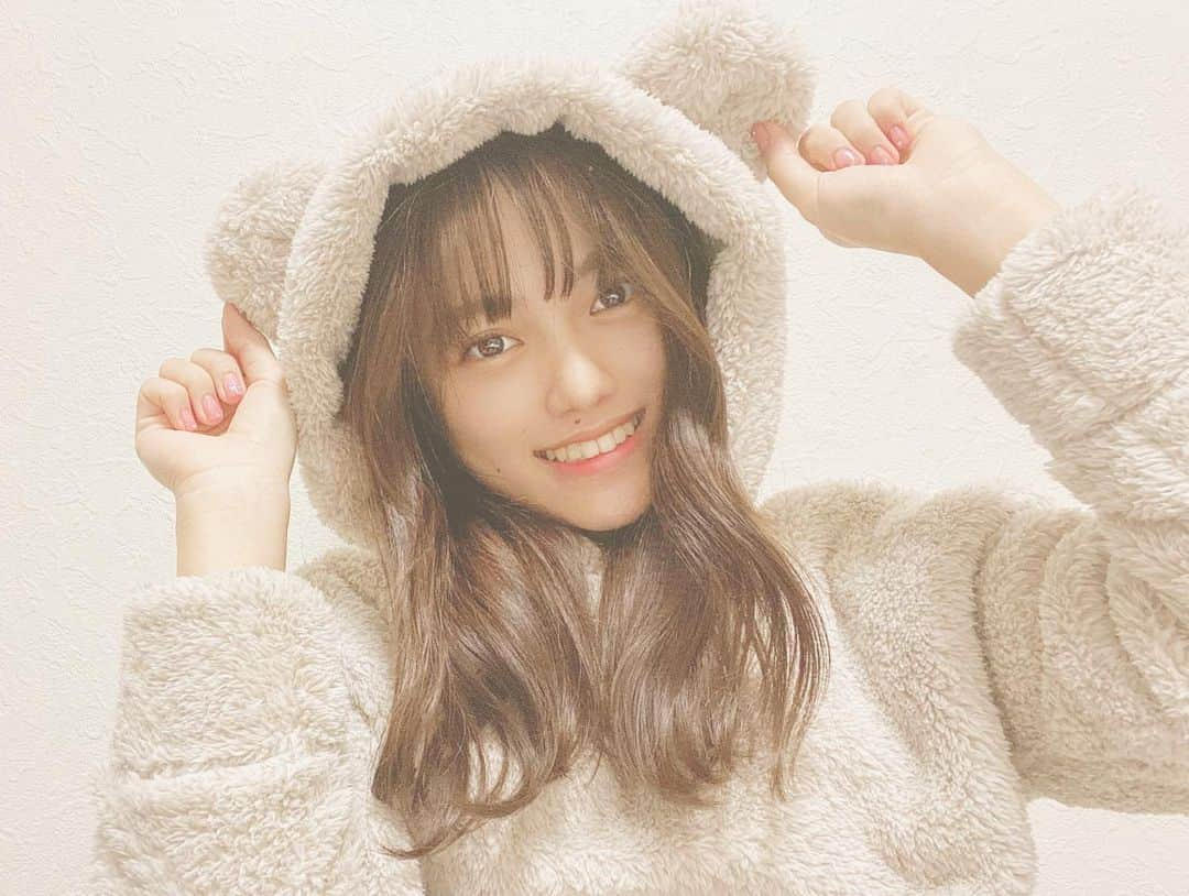 春本ゆきさんのインスタグラム写真 - (春本ゆきInstagram)「くまパジャマ🐻  インスタの人こんな感じでしてたから真似してみた😌  #guパジャマ #ルームウェア」11月24日 15時45分 - haru.yuki.team8_tokushima