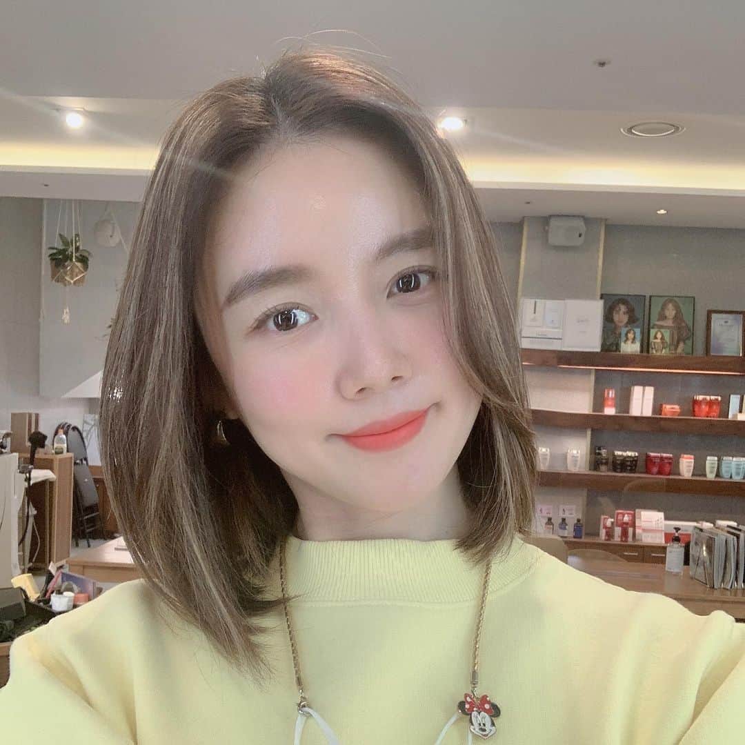 カン・セジョンさんのインスタグラム写真 - (カン・セジョンInstagram)「이 헤어컬러 모야~~  드라이만 해두 이쁘잖아😍😍😍 #x손이라 #미안해 👉🏻👈🏻」11月24日 16時06分 - sejung_kang