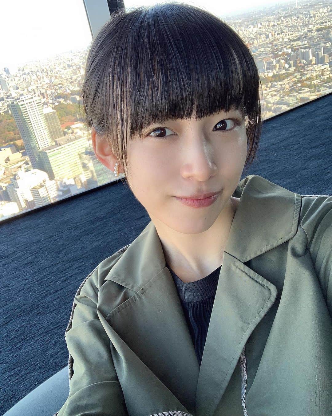 坂田莉咲のインスタグラム：「#渋谷スカイ　に行ってきました🗽 天気がよくて気持ちよかったです 夜景も絶対キレイだから 次は夜に行きたいな☺︎  　#渋谷スクランブルスクエア　#展望台」