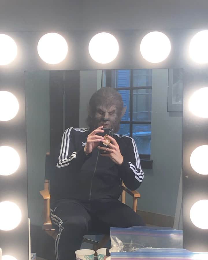 ジェレミー・スコットのインスタグラム：「FELT CUTE MIGHT DELETE LATER」