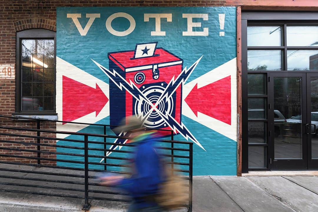 Shepard Faireyさんのインスタグラム写真 - (Shepard FaireyInstagram)「#ElectionDay is THREE DAYS away. Please get out and #VOTE! While you’re at it, if you’re in Philly, go check out the new mural on the building of  Arts ＋ Crafts Holdings (@artsandcraftsholdings) at 448 N 10th Street, Philadelphia. Special thanks to @muralarts for making this happen!⁣ -Shepard⁣ ⁣ Photo: @steveweinik⁣ #muralarts #muralartsphilly #philly #philadelphia #obey #obeygiant #shepardfairey」11月1日 1時02分 - obeygiant