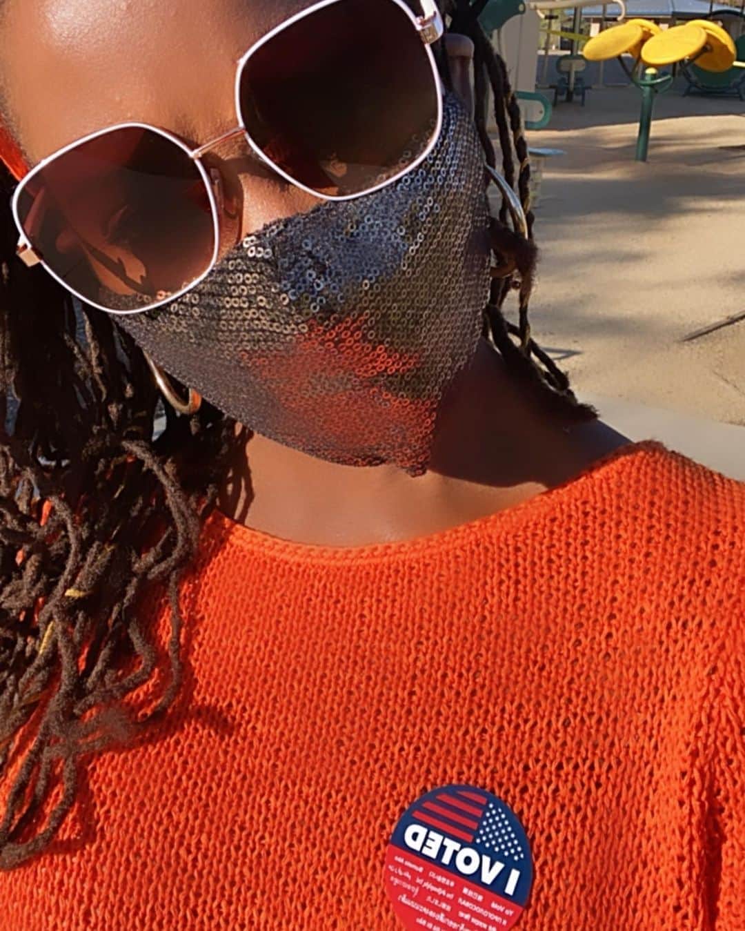 シャノーラ・ハンプトンのインスタグラム：「Thank you to the poll workers everywhere!  These are crucial times. #VOTE」