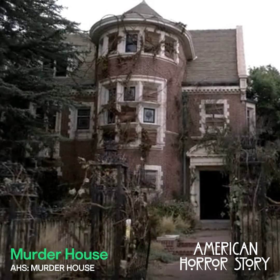 Hulu Home of Emmy-winningさんのインスタグラム写真 - (Hulu Home of Emmy-winningInstagram)「Which AHS Haunted House would you call home? 🏚👻😱🤔 #FXonHulu」11月1日 1時26分 - hulu