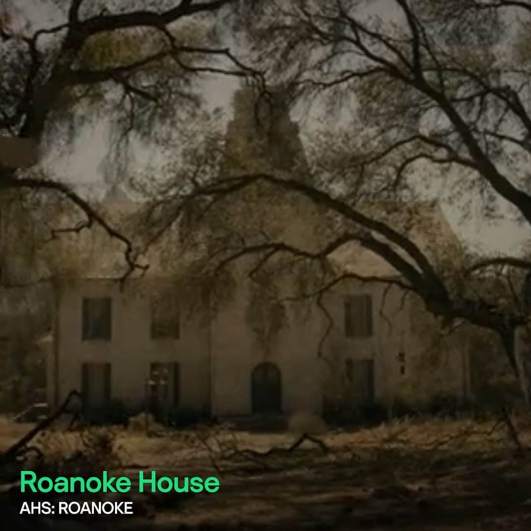 Hulu Home of Emmy-winningさんのインスタグラム写真 - (Hulu Home of Emmy-winningInstagram)「Which AHS Haunted House would you call home? 🏚👻😱🤔 #FXonHulu」11月1日 1時26分 - hulu