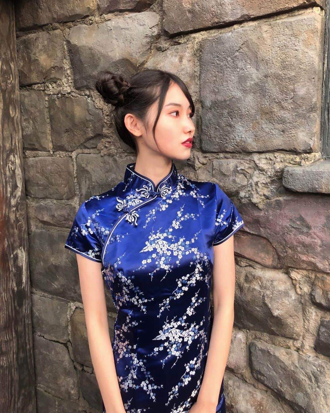 小川沙樹のインスタグラム：「今年のハロウィンは仮装できなかったので去年の仮装🎃 今年も仮装したかった😭😭」