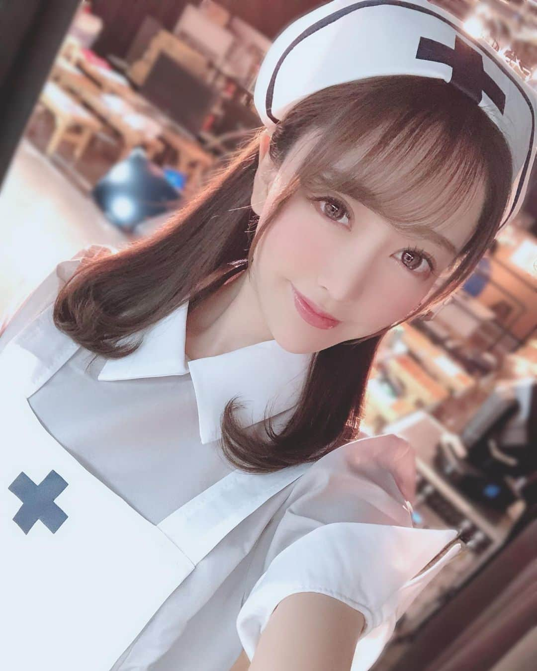 山村ゆりかさんのインスタグラム写真 - (山村ゆりかInstagram)「Happy Halloween🎃♡ . 昨日のライブはクラシックナース着たよ💉 . . . #ハロウィン #ハロウィンコスプレ #halloween #halloweencostume #コスプレ #ナース #ライブ #live #ハロウィン仮装 #kawaii #japan #japanesegirl #idol」10月31日 17時07分 - rika_m_1221