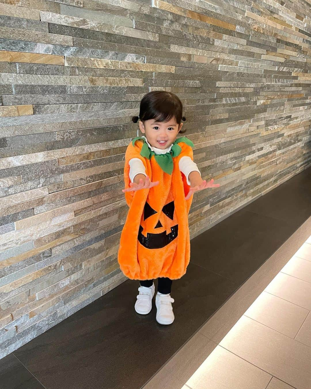 渡部博文のインスタグラム：「HAPPY HALLOWEEN🎃👻 #おばけなんてなーいさ♫」