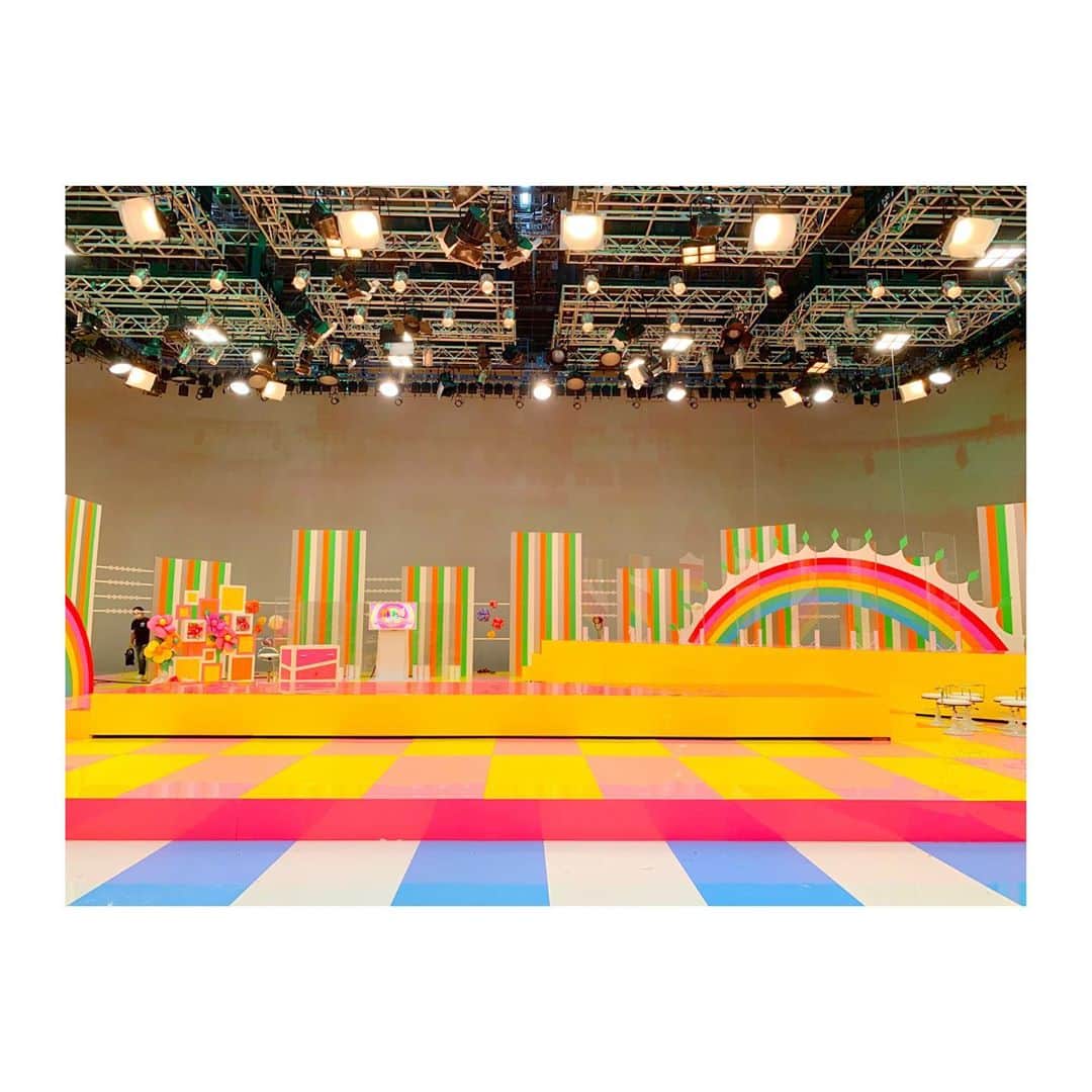 外岡えりかさんのインスタグラム写真 - (外岡えりかInstagram)「. #アイドリング #idoling #バカリズム特番  ———————————————  外岡えりか2021年カレンダー 発売記念イベント  11月1日（日）13：00～ ブックファースト新宿店  #2021カレンダー #カレンダーイベント  ———————————————」10月31日 17時54分 - erica_tonooka