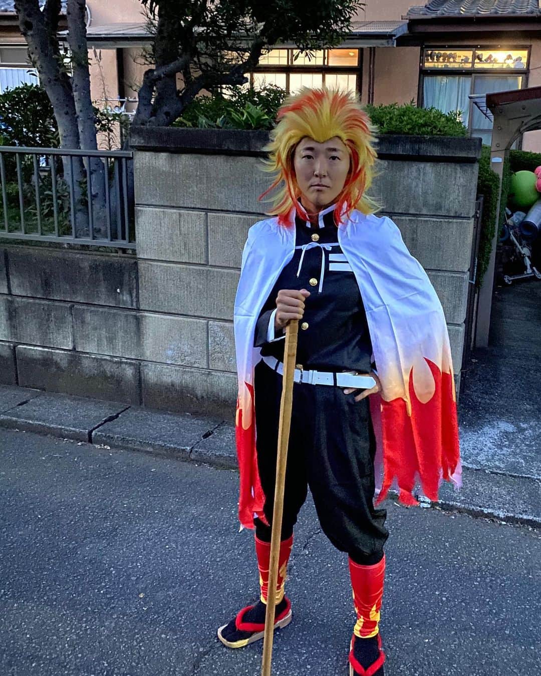 永里源気のインスタグラム：「わぁーい✨✨✨✨ 家に煉獄さんが来てくれた🤣🤣🤣 #ハッピーハロウィン #happyhalloween #鬼滅の刃 #煉獄杏寿郎 #煉獄さん」