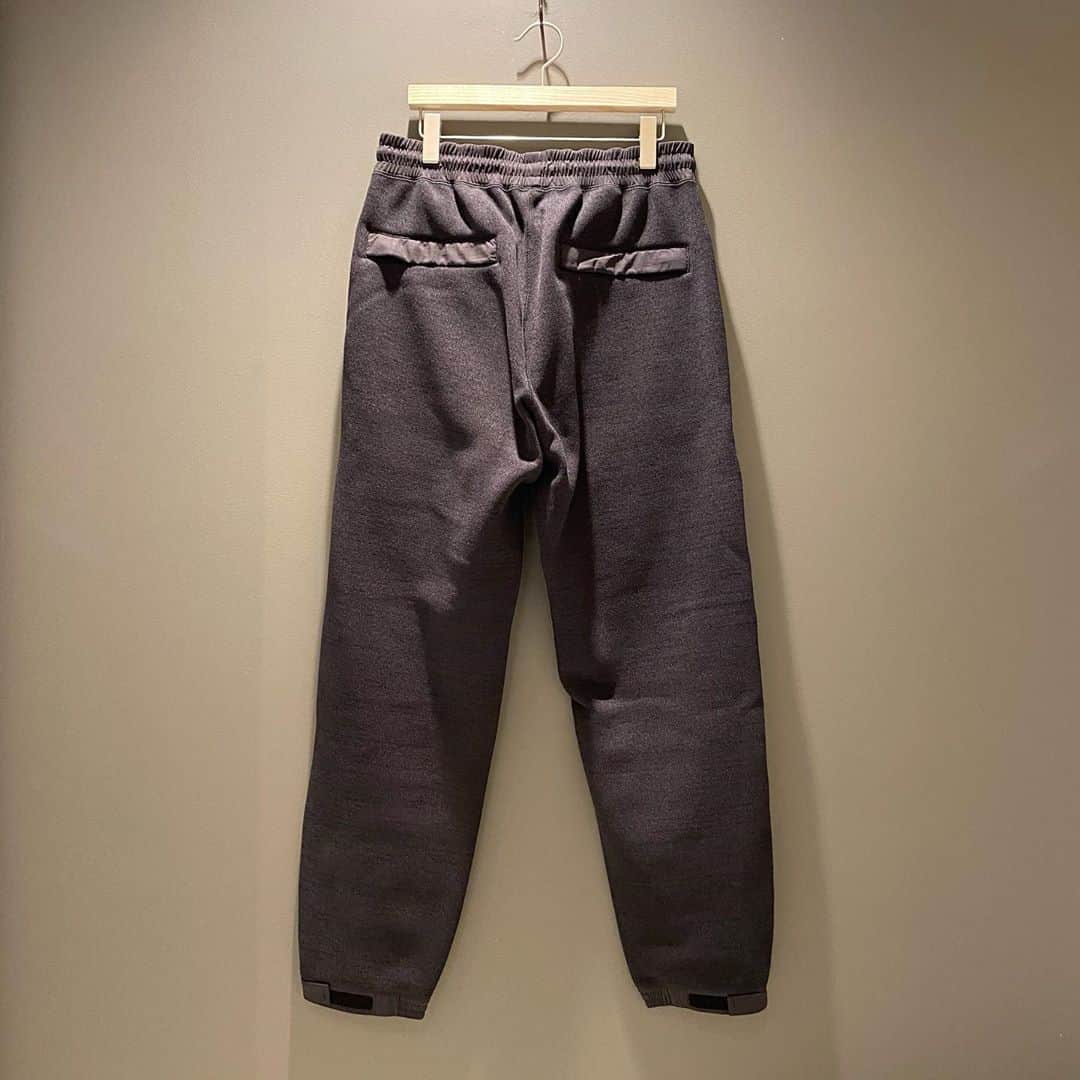 BEAMS JAPANさんのインスタグラム写真 - (BEAMS JAPANInstagram)「＜DESCENDANT＞ Mens BOMBAY FLEECE TROUSERS ¥35,000+TAX Item No.11-24-2922 BEAMS JAPAN 2F ☎︎03-5368-7317 @beams_japan #descendant #beams #beamsjapan #beamsjapan2nd Instagram for New Arrivals Blog for Recommended Items」10月31日 18時07分 - beams_japan