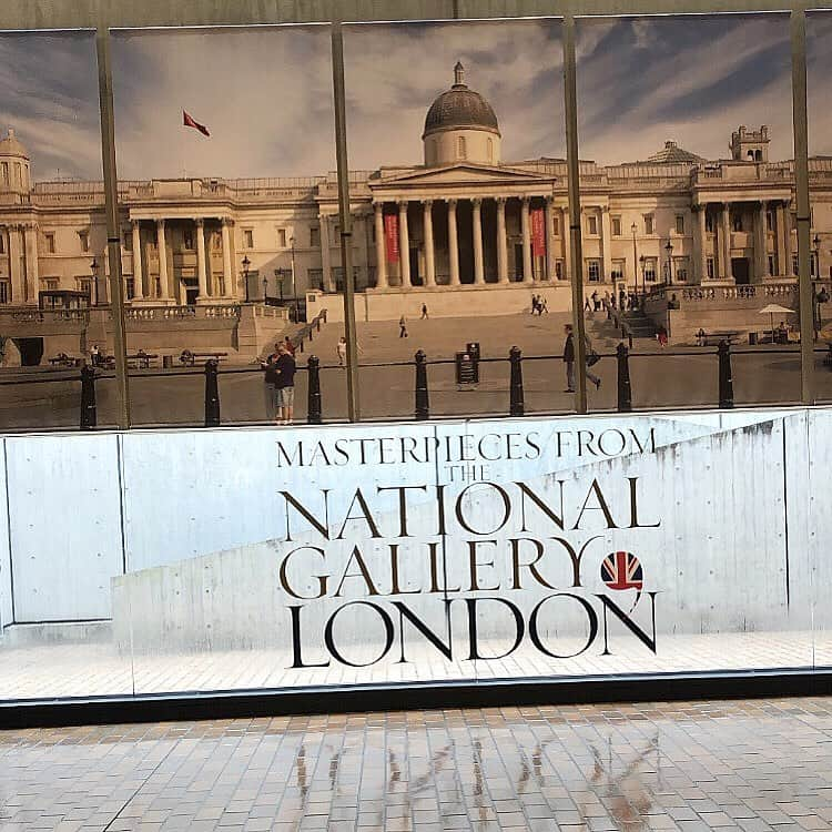 黒川心のインスタグラム：「#nationalgallerylondon 💙🤍」