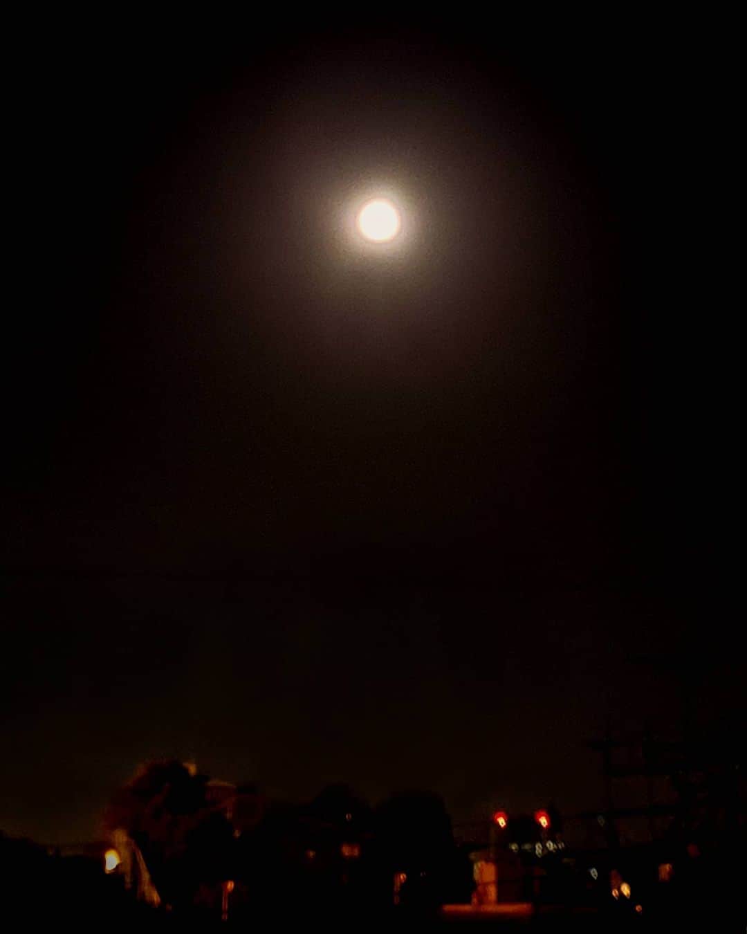 のインスタグラム：「. 🎃Halloween Full Moon🌕」