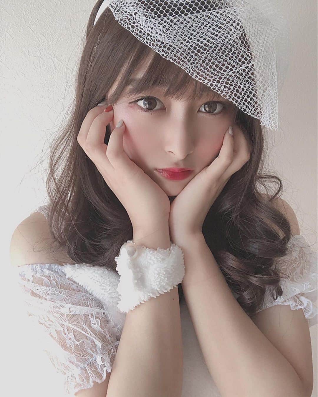 牧内莉亜のインスタグラム：「🎃🧡 ホワイトバニー🐇 初リールも投稿したのでみーてね！！！🤍  #ハロウィン #ハロウィン仮装  #仮装 #白うさぎ #ホワイトバニー #halloween  #happyhalloween」