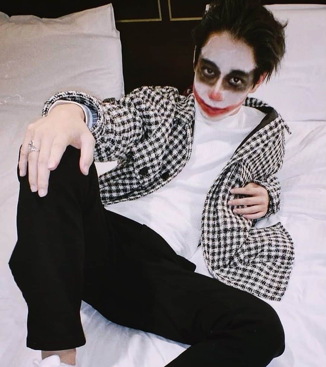 片岡千之助のインスタグラム：「Happy Halloween 🎃  Trick or treat!」