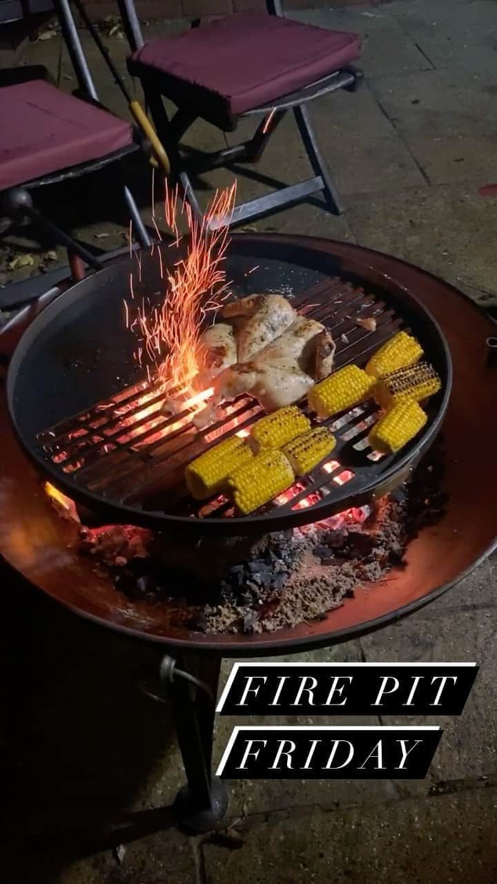 JO BAKERのインスタグラム：「F I R E P I T • C O O K I N G  Farm shop local chicken frazzling up perfectly on this amazing #steel #madeinwales by #steelworkers #firepit !!!!  We needed to find a way for the family to stay connected and safe. So we decided outdoor socially distanced meals on this beauty would help give us times  to look forward to over the winter months!!! Wrap up and get smokey and reconnect to our #ancestrial #pasttime !! #firepitseason #firepitcooking #outdoors @firepitsuk - beautifully UK made!!! #family」