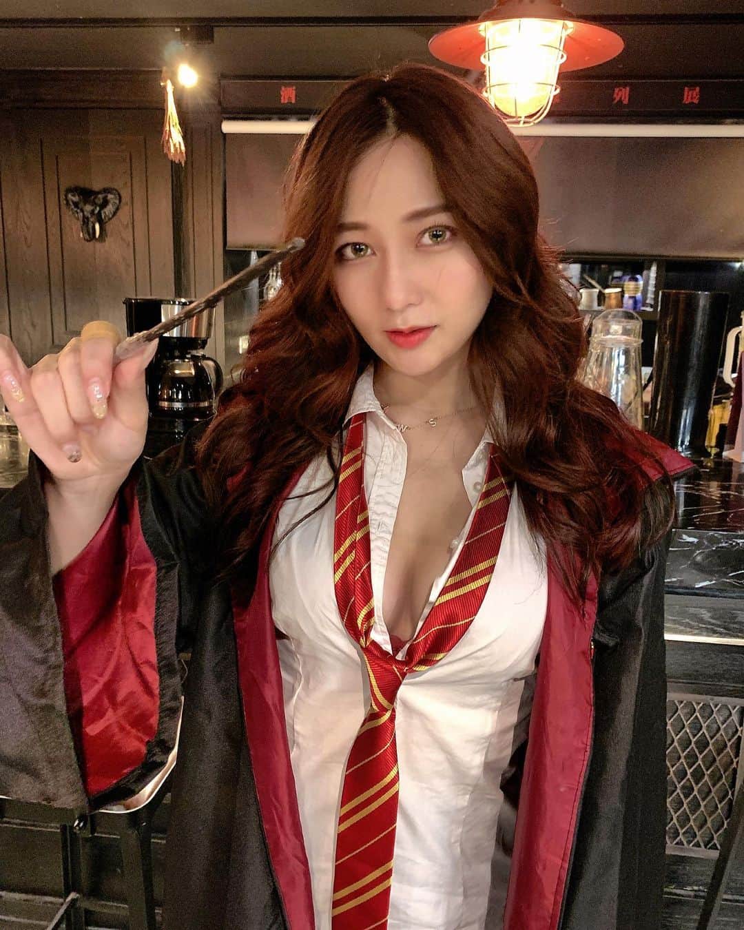 漢娜Hannahさんのインスタグラム写真 - (漢娜HannahInstagram)「Hermione  Costume @wu_wish88   #halloween #harrypotter #hermione」10月31日 19時16分 - callmetsts