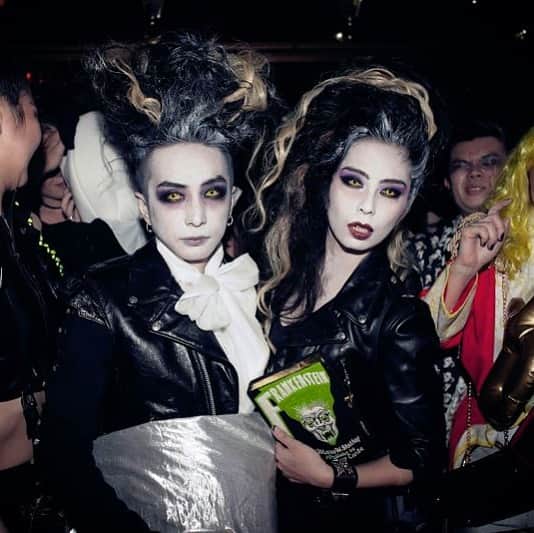 東京DANDYのインスタグラム：「One of my favorites from the archive, a Tokyo Dandy Halloween party at Trump Room. wishing you a happy and safe #Halloween 👻」