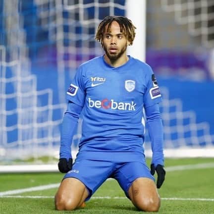 テオ・ボンゴンダのインスタグラム：「I fear none but ALLAH . Happy for the 2 goals⚽️⚽️💙💙」