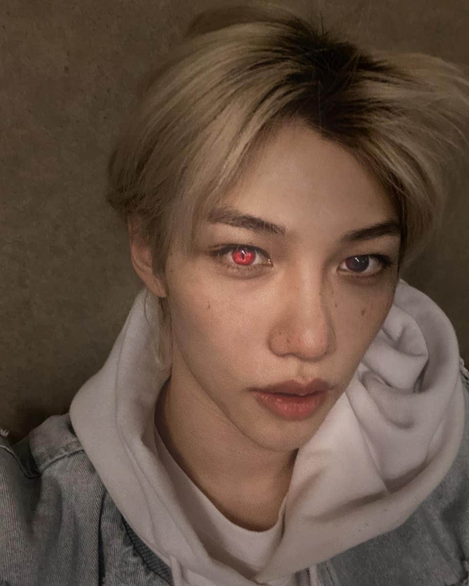 Stray Kidsさんのインスタグラム写真 - (Stray KidsInstagram)「스테이~~ 오늘도 해피 할로윈 ~~^^ 🥰 Happy halloween ~  #straykids #stay #felix #sunshine」10月31日 19時49分 - realstraykids