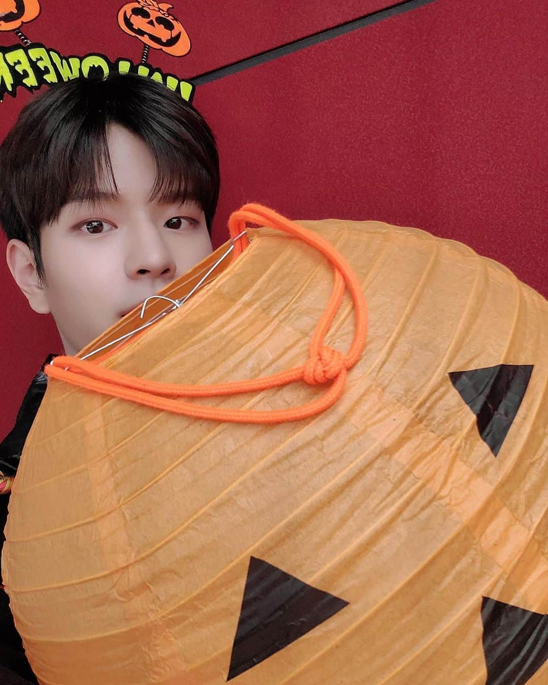 Stray Kidsさんのインスタグラム写真 - (Stray KidsInstagram)「STAY Trick or Treat❣️🍭 🍬  #StrayKids #スキズ #SKZ_ALLIN #Seungmin #Halloween」10月31日 20時12分 - straykids_official_jp