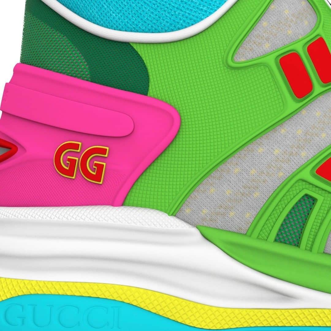 グッチさんのインスタグラム写真 - (グッチInstagram)「Launching the #GucciSneakerGarage on the Gucci App featuring a mix of designs, gaming, user-generated content as well as unveiling the House’s first virtual sneaker, the Gucci Virtual 25, seen here, designed by @alessandro_michele. The digital sneaker is defined by neon colors, a dial that winds closed the high-top in place of laces and is called Gucci Virtual 25—after the Creative Director’s favorite number. Try on the shoe virtually to take a photo or a record a video to share digitally. #AlessandroMichele Discover more through link in bio.」11月1日 2時00分 - gucci