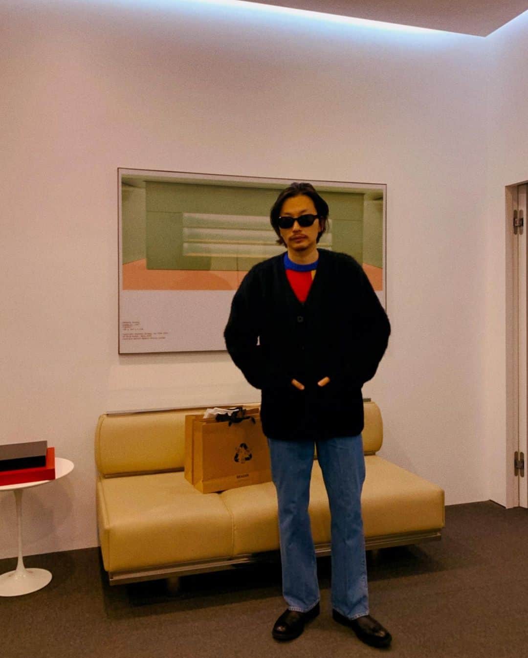 イ・ドンフィさんのインスタグラム写真 - (イ・ドンフィInstagram)「Photo @ryusdb  #아쉽게도전시에는없는」10月31日 20時38分 - dlehdgnl